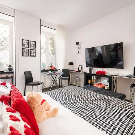 Apartment Premium Alice 2 By Bookinghost