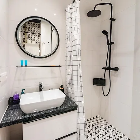 Premium Alice 2 By Bookinghost *