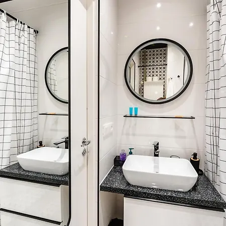 Premium Alice 2 By Bookinghost *