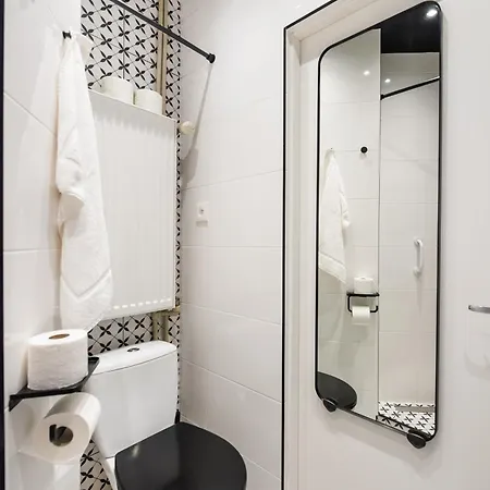 Premium Alice 2 By Bookinghost Varşova